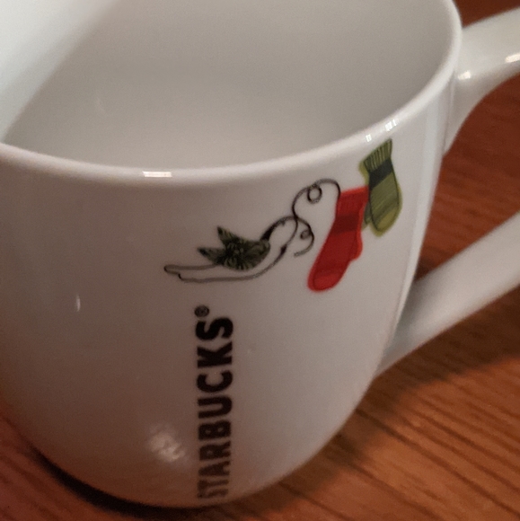 NWOT Starbucks Christmas Mug - Picture 2 of 6